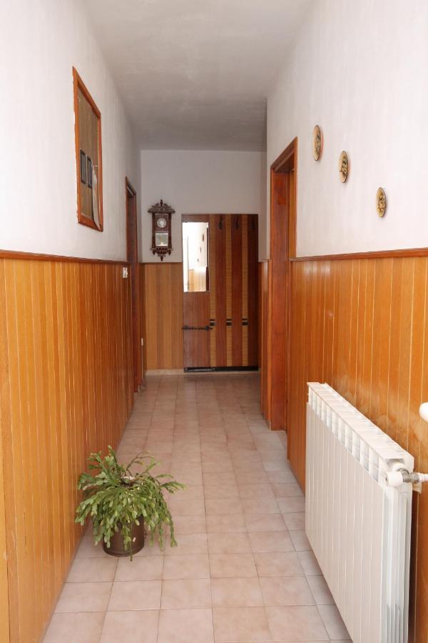 Apartments With A Parking Space Kampor, Rab - 5032 Exterior photo